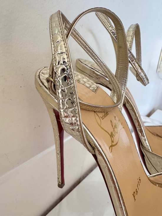 Christian Louboutin Gold Snakeskin Heel Sandals in size 38 offer a peep toe desi - Picture 10 of 15